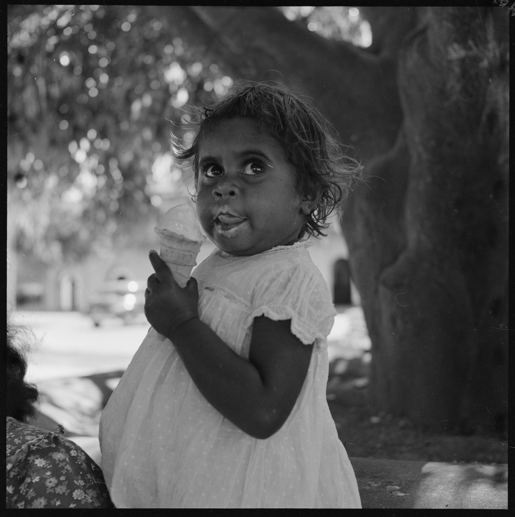 1960 black and white untitled photo by Queensland photographer Max Dupain